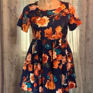 Plus Size Floral Dress 🌸